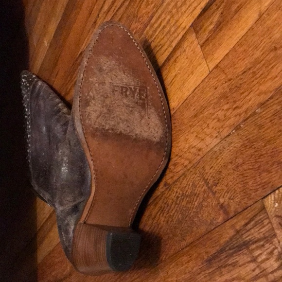 FRYE Western studded boots. - Picture 5 of 5